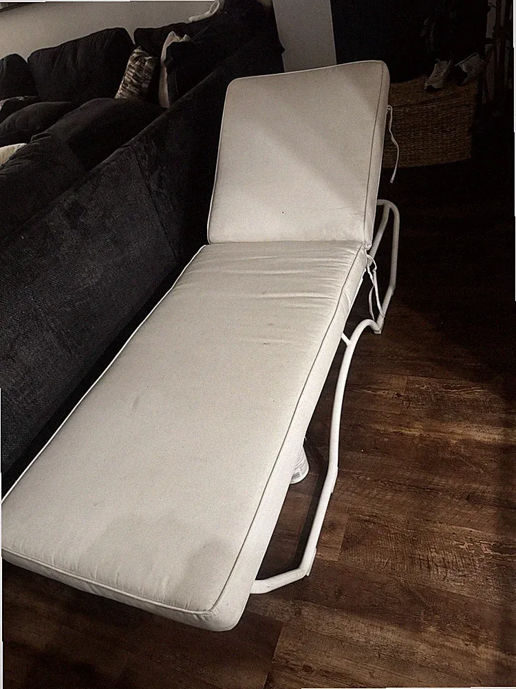 Tropitone White Upholstered Aluminum Chaise Lounge Chair with Cushion